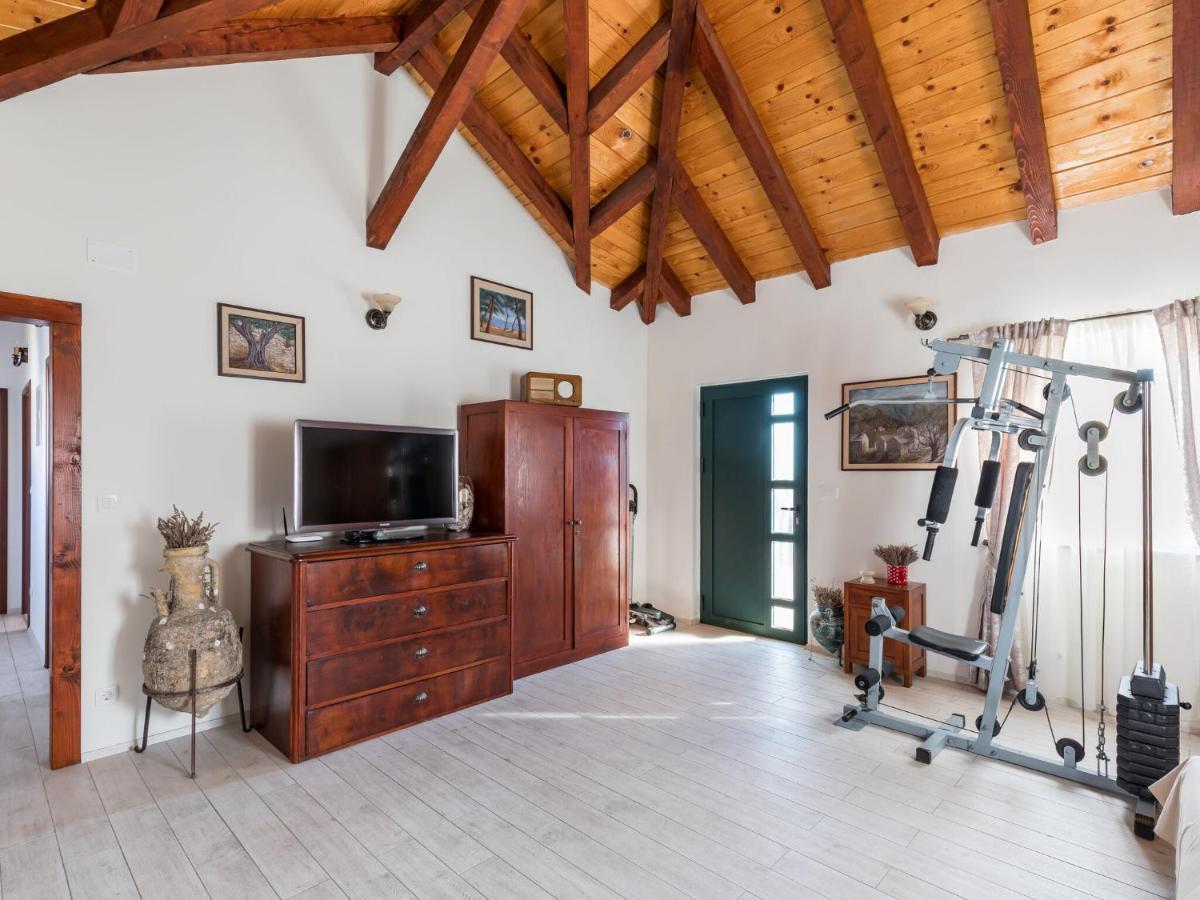 Luxurious Villa In Selca With Pool Extérieur photo